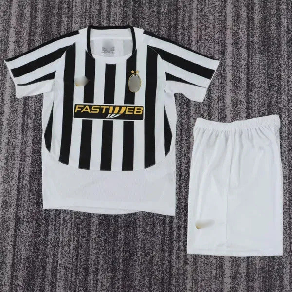 Camiseta Retro Niño Juventus Local 03-04