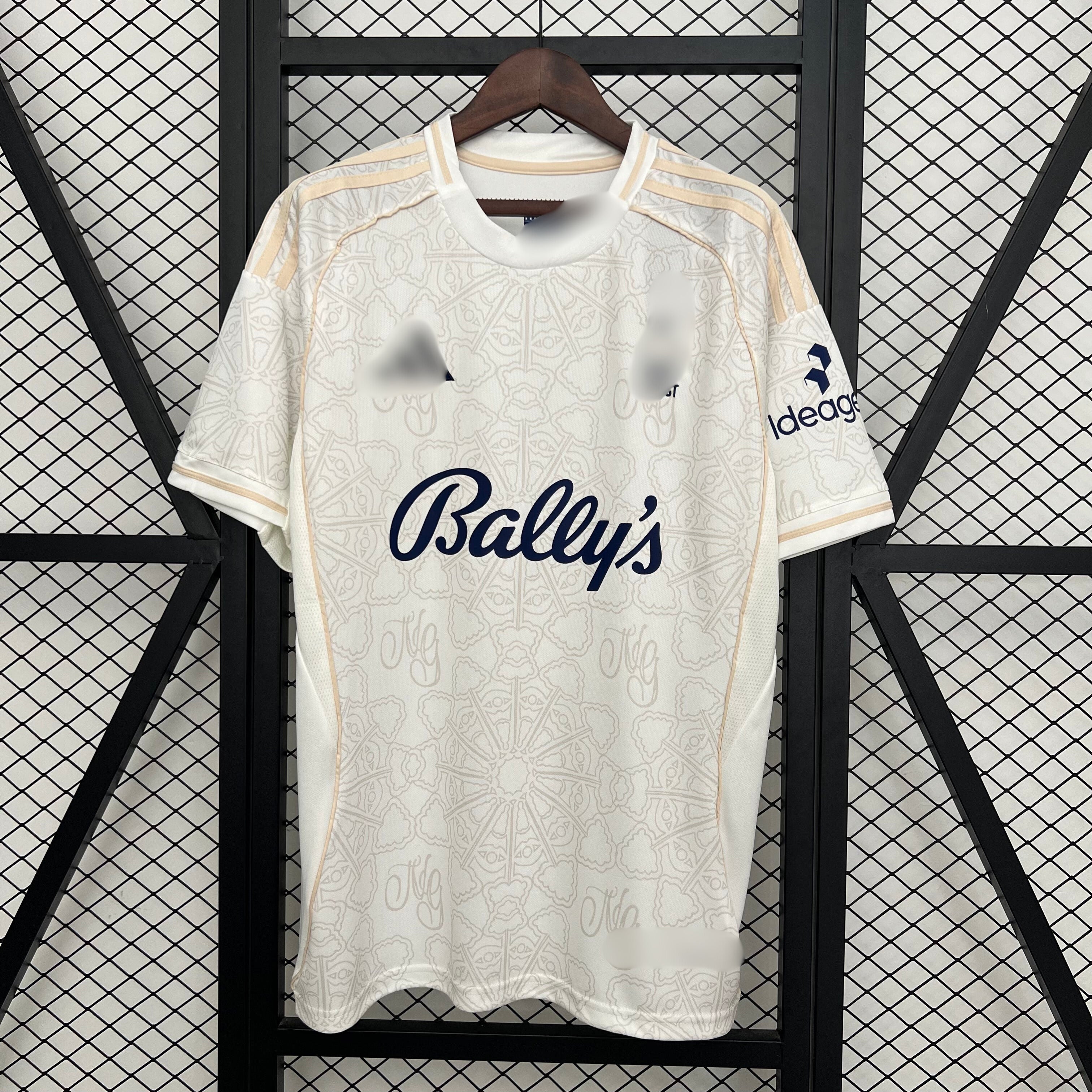 Camiseta Nottingham Visitante 25-26