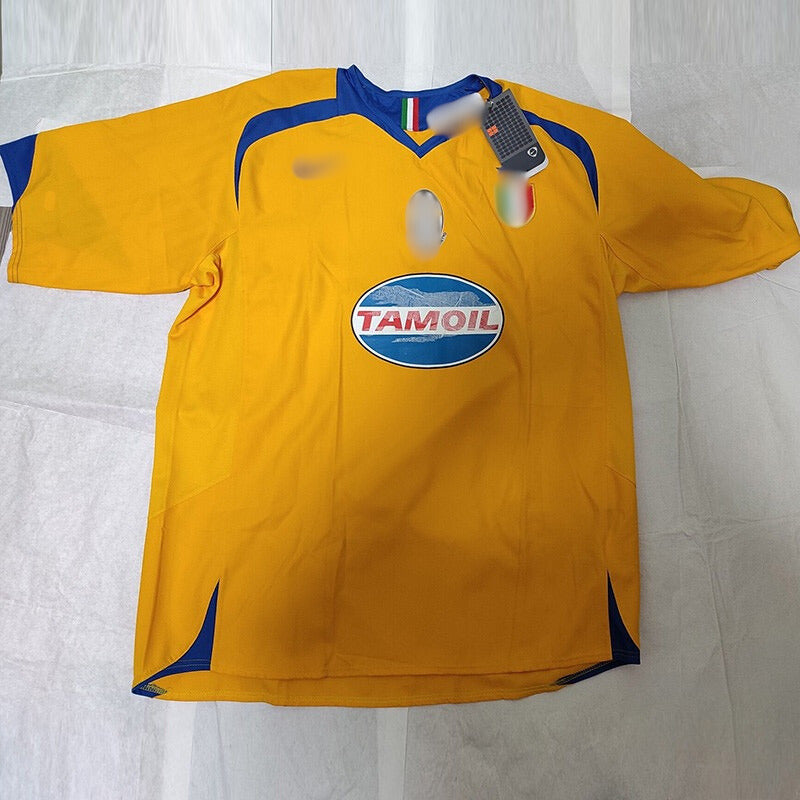 Camiseta Retro Juventus Tercera 05-06