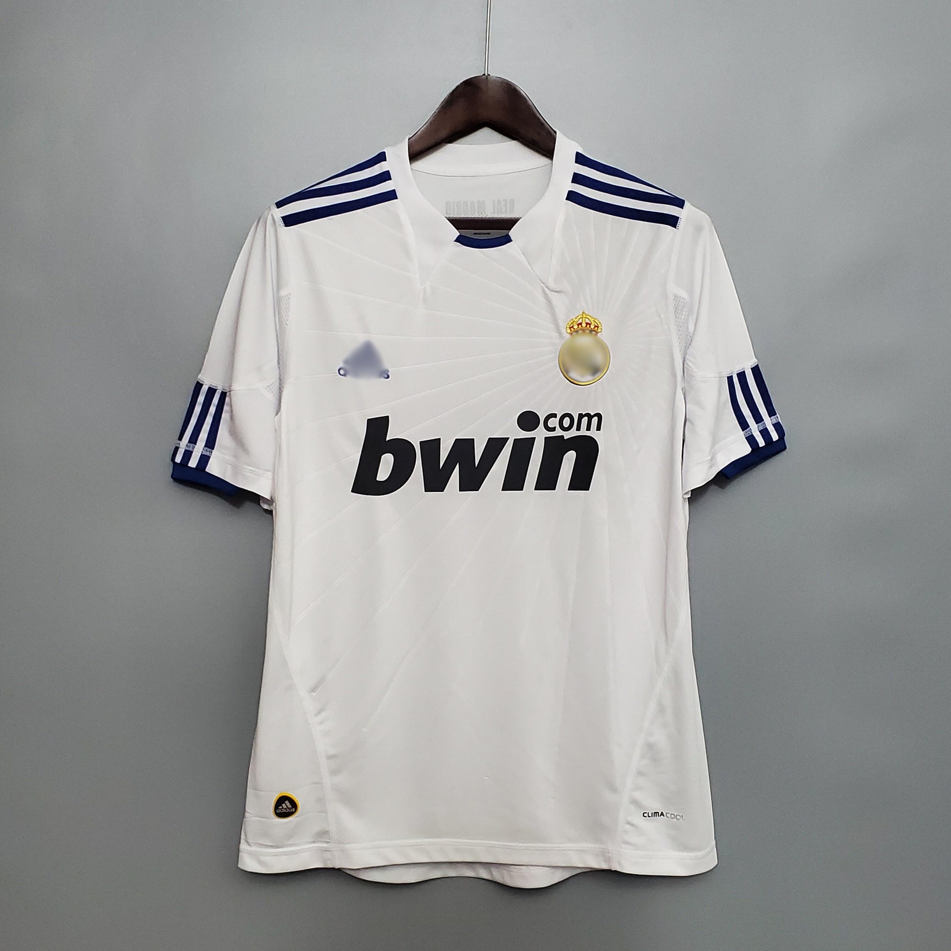 Camiseta Retro Real Madrid Local 10-11 delante