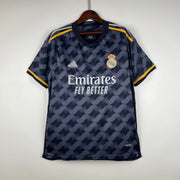 Camiseta Real Madrid Visitante 23-24 delante