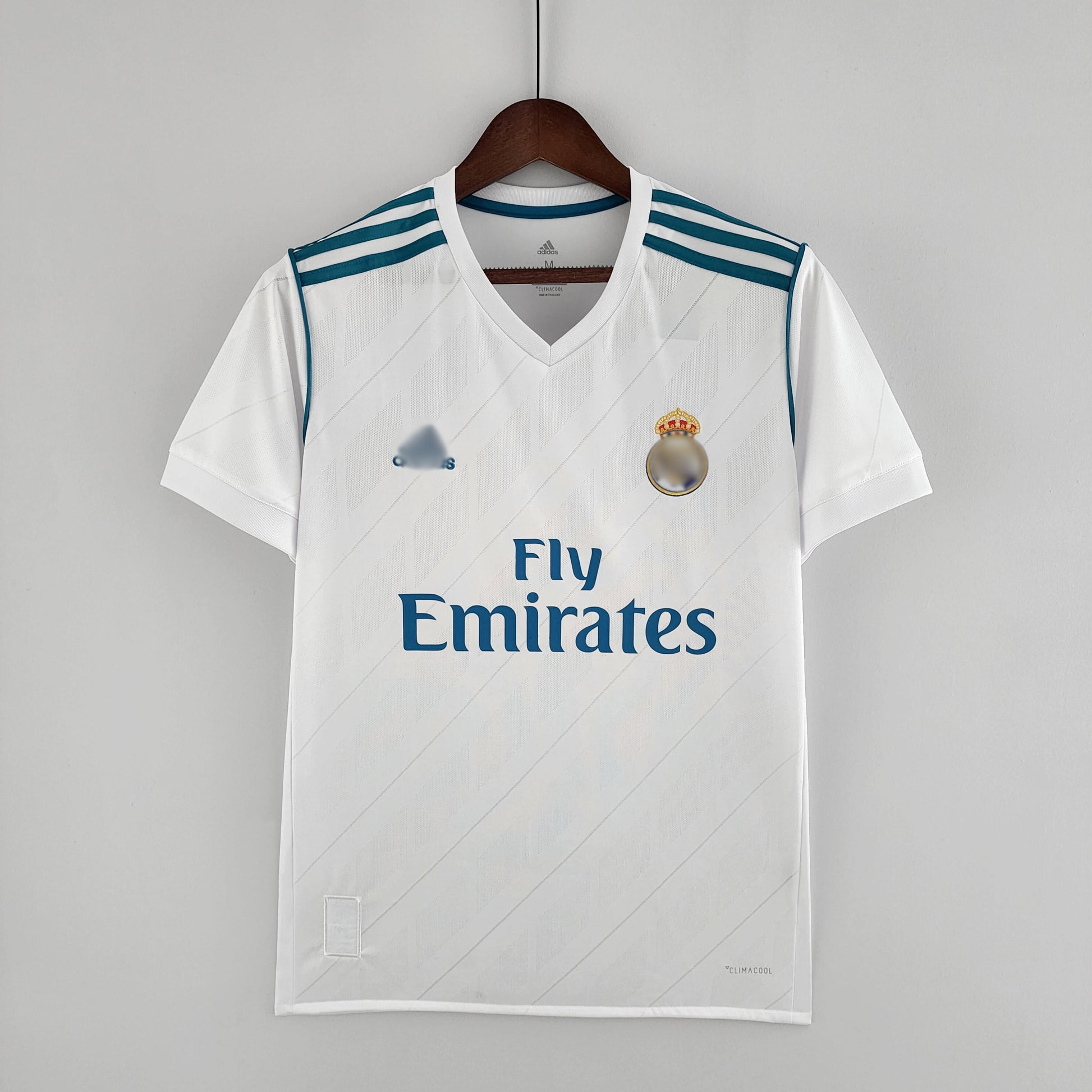 Camiseta Retro Real Madrid Local 17-18 delante