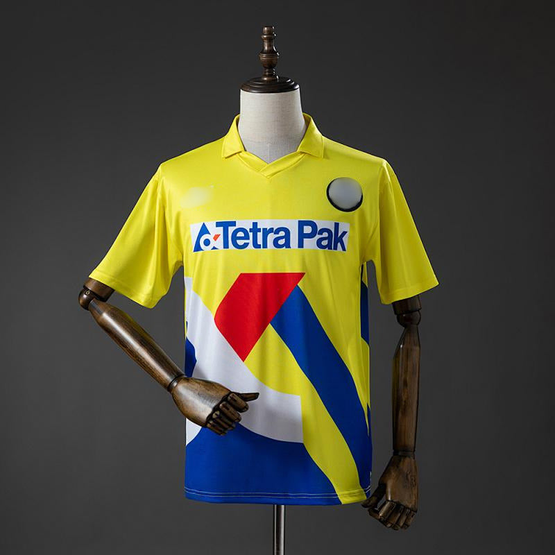 Camiseta Retro Eintracht Frankfurt Visitante 93-96