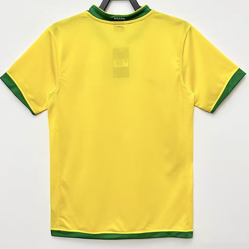 Camiseta Retro Brasil Local 2006