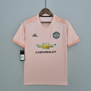 Camiseta Retro Manchester United 18-19 delante