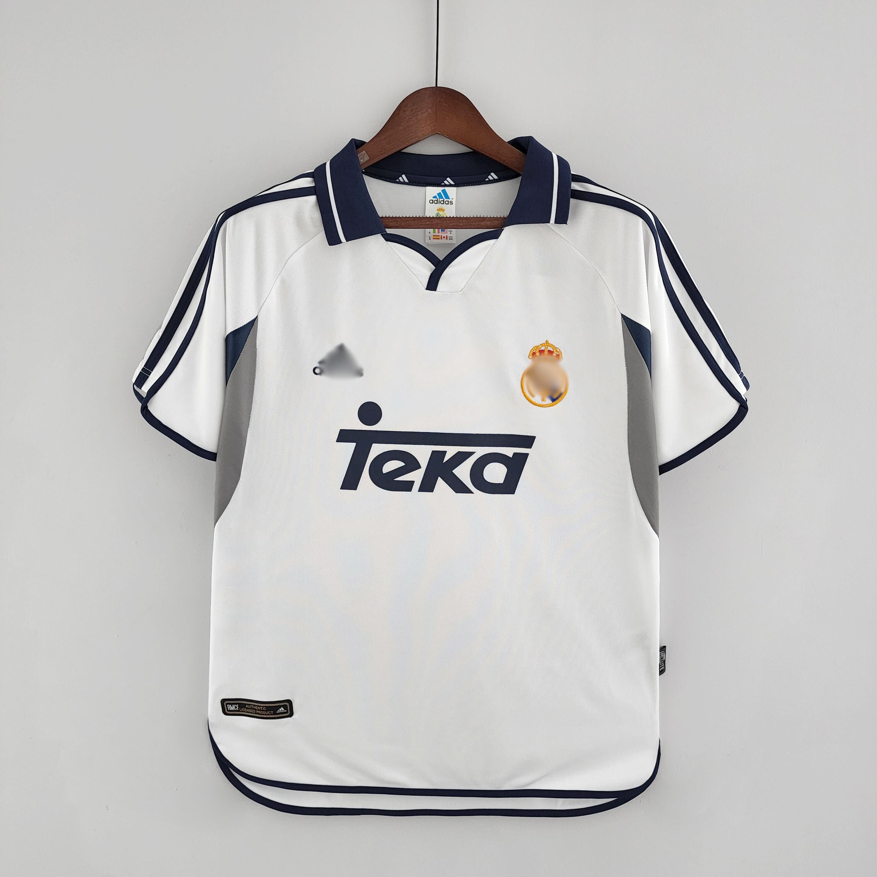 Camiseta Retro Real Madrid Local 00-01 delante